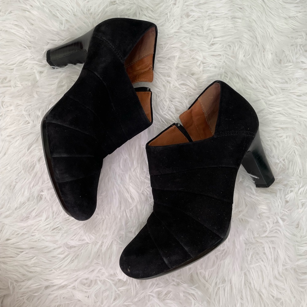 Clarks booties